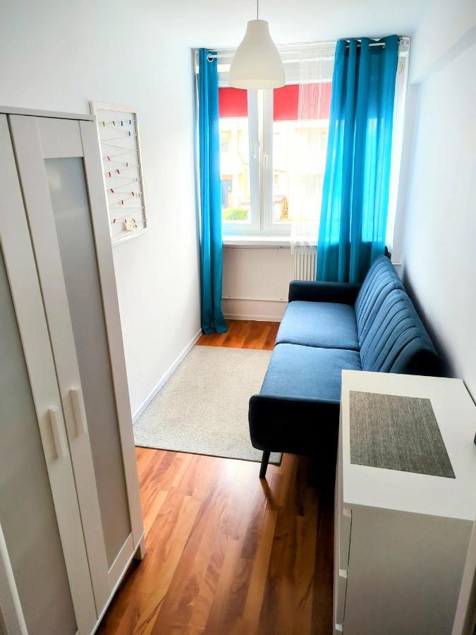 Ursus Rooms-Self Check-In Warszawa Eksteriør billede