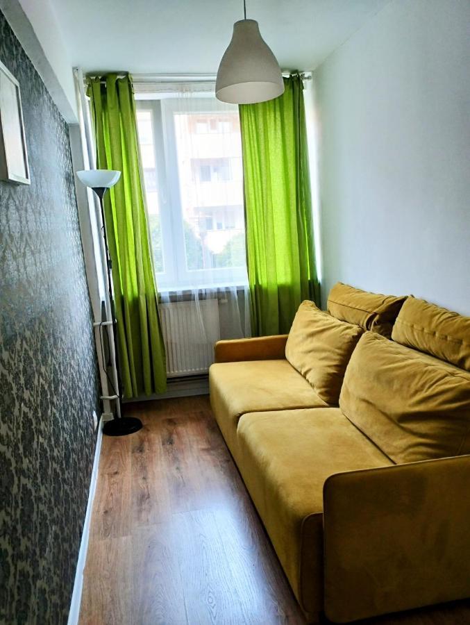 Ursus Rooms-Self Check-In Warszawa Eksteriør billede